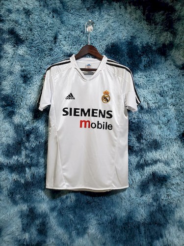 Retro 04-05 Real Madrid Heim Fußballtrikots