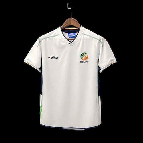 Retro 2002 Irland Auswärts Fußballtrikots