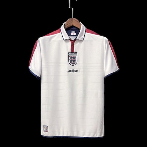 Retro 2004 England Heim Fußballtrikots