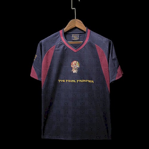 Retro 2010 West Ham Iron Maiden Heim Fußballtrikots