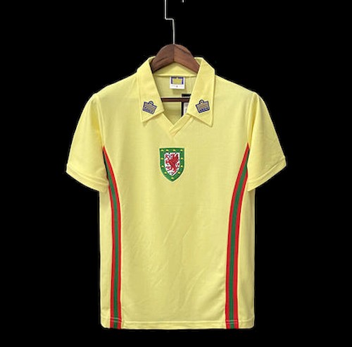 Retro 76-79 Wales Auswärts Fußballtrikots