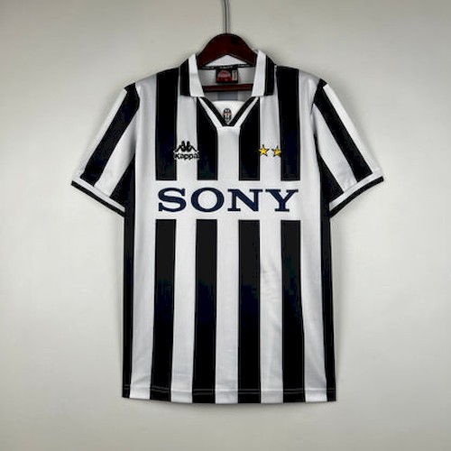 Retro Juventus 96-97 Heim Fußballtrikots