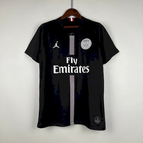 Retro PSG 18-19 Schwarz Fußballtrikots