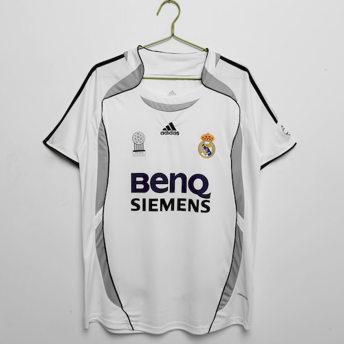 Retro Real Madrid 06-07 Heim Fußballtrikots