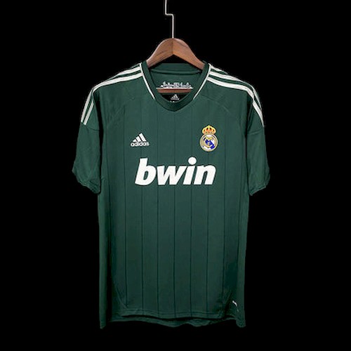 Retro Real Madrid 12-13 3. Fußballtrikots