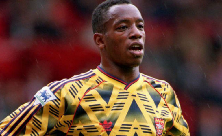 Arsenal Retro Trikot: Die Saga des Bruised Banana
