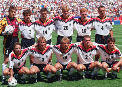 Retro Deutschland Trikot 1994 Symbol der Fußballgeschichte