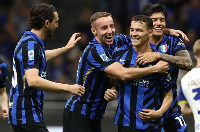 Mailands Nacht: Inter stürmt ins Champions League-Finale